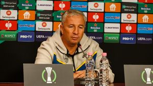 Dan Petrescu, o nouă declarație hilară, după eșecul cu AZ Alkmaar: „Un egal era cel puțin ce meritam. Cred că am avut și un penalty”