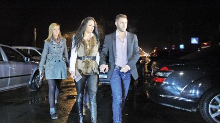 Petrecere pentru titlu!** FOTO Cristi Borcea i-a cinstit pe jucători la "Doi Cocoși"