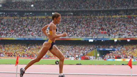 Lidia Șimon a câștigat maratonul de la Boston, categoria +40