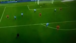 GENIAL Tiki-taka Barcelona în tricoul Spaniei!** VIDEO Gol de poveste al lui Pedro. "Extraterestrul" a reușit dubla cu Uruguay după o fază incredibilă