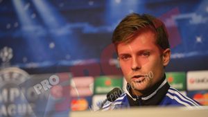 Bourceanu le-a luat ochii celor de la Basel! Yakin: "E foarte bun!" Stocker: "Mă impresionează, e puternic"