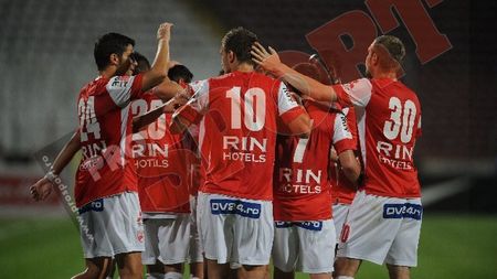 "Ciobi" îi îndeamnă pe dinamoviști să rămână modești!** "La începutul campionatului nu ne dădea nimeni șanse și acum suntem la 11 puncte de Steaua"