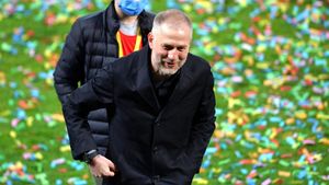 Edi Iordănescu, primit cu entuziasm la FCSB! Suporterii exultă: „Am lacrimi de bucurie în ochi că ești aproape să vii la Steaua”