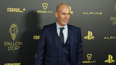 Veste bombă! Zinedine Zidane a bătut palma cu noua echipă