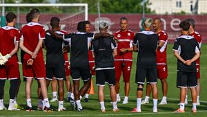 Puștiul Rapidului căruia Daniel Pancu îi poate oferi debutul în Superliga: „E promițător!”. EXCLUSIV