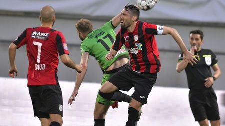 Astra Giurgiu - Dinamo 1-0! Video Online manșa tur a semifinalelor Cupei României. „Îngropați” de eroarea lui Kongshavn, „câinii” păstrează speranțe la calificarea în finală