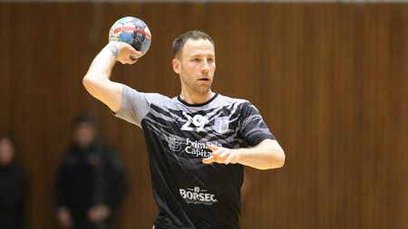 CSM București este cu un pas în semifinalele Cupei Challenge la handbal masculin. Cu ce avantaj pleacă „tigrii" la Banja Luka, pentru manșa retur din sferturile de finală