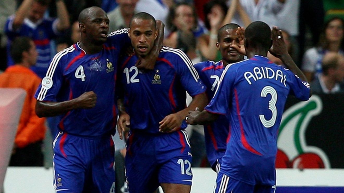 Franța vine cu toate armele grele în România!