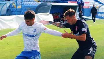 CS Dinamo a pierdut la limită amicalul contra Farului. Florin Bratu a încercat să regleze echipa pentru meciurile din Liga 2