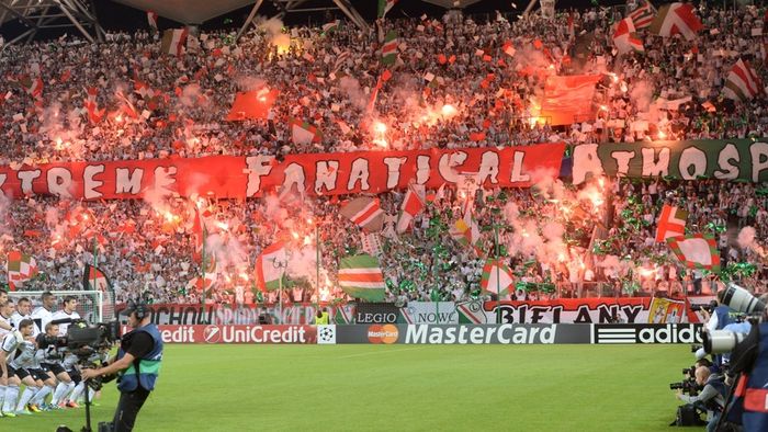 16 suporteri ai echipei Legia Varșovia au fost arestați la Roma