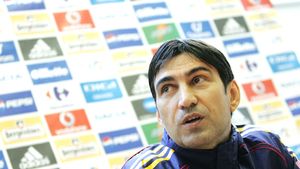 El e antrenorul care "merita toți banii"? "E SINGURUL care putea veni în locul lui Pițurcă!"