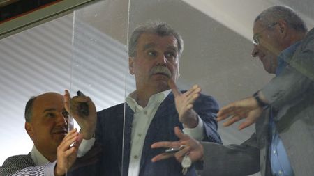 Criză acută în Giulești: **"Nu ne permitem să dăm bani pe jucători! Poate doar dacă vin unii liberi de contract"