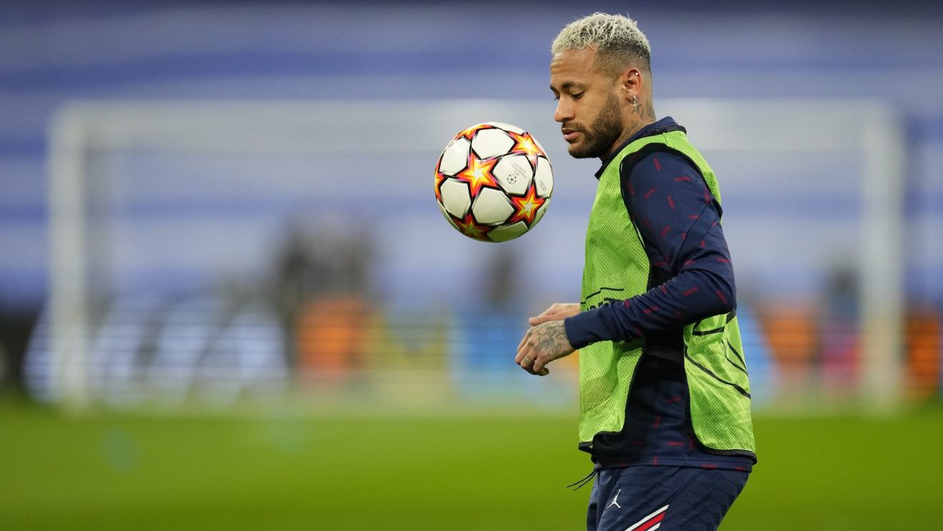 Atac furibund la adresa lui Neymar. „E un monstru, un idiot! Trebuie să meargă la săptămâna modei, nu la fotbal!” Rafaella Santos sare în apărarea fratelui său | FOTO