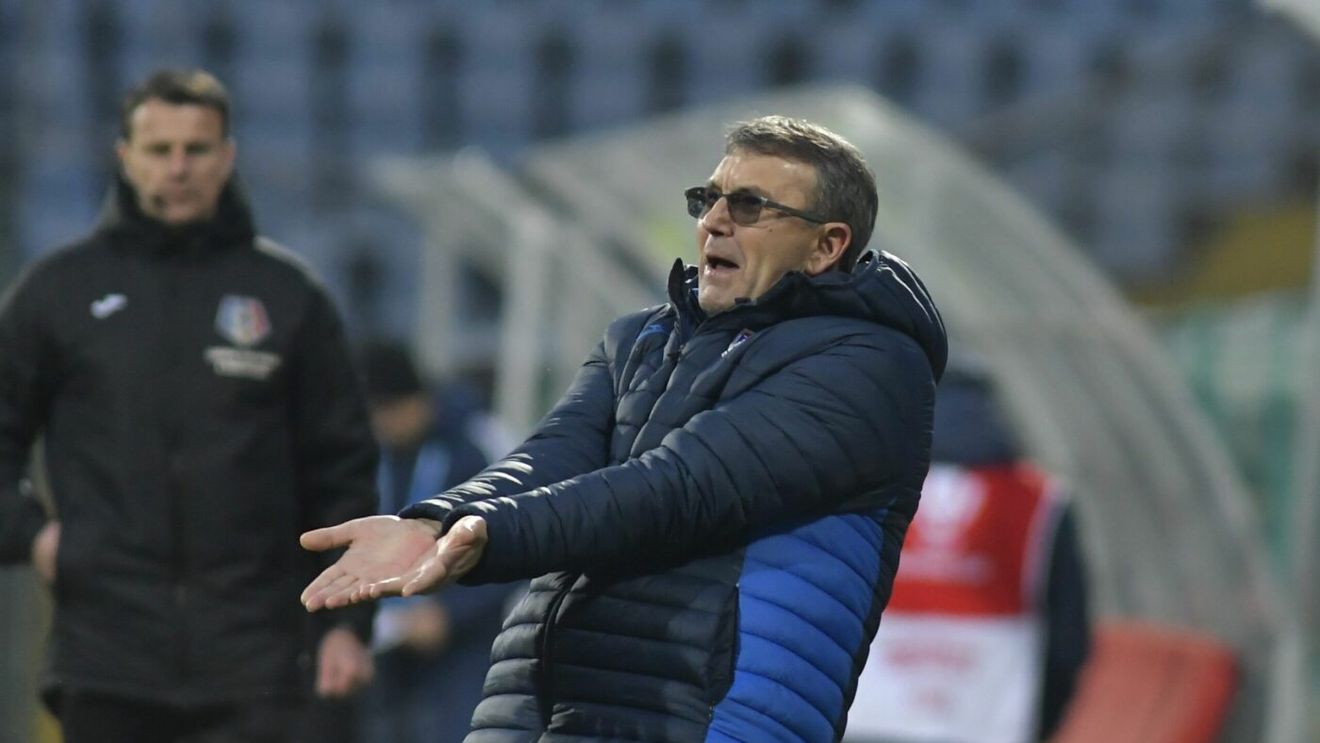 De ce are frisoane Eugen Neagoe înaintea meciului cu Metaloglobus, ultima clasată din Superliga. Marea problemă a Petrolului
