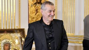 Gigi Becali, dat pe spate de fanii de la FCSB: „Mă emoționează publicul! Revenim ca pe vremuri!”