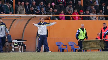 Unirea Urziceni - Hamburg nu va fi transmis la TV!