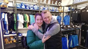 Gest fabulos făcut de Gică Craioveanu! Ce a dăruit femeilor cu ocazia 1 marie + Părerea lui „Grande” despre echipa lui Edi Iordănescu | FOTO