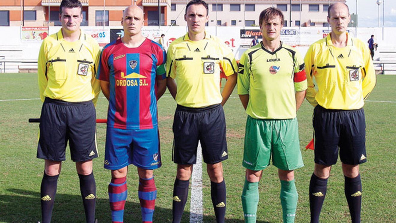 Un arbitru român, stabilit în Spania, inclus în brigada de la Betis - Barcelona!** Vezi ce sumă va încasa!