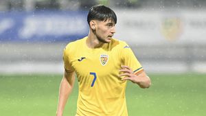 Direct de pe aeroport, Adrian Mazilu a anunțat ce obiectiv are la Dinamo: „Va fi un ajutor pentru mine”