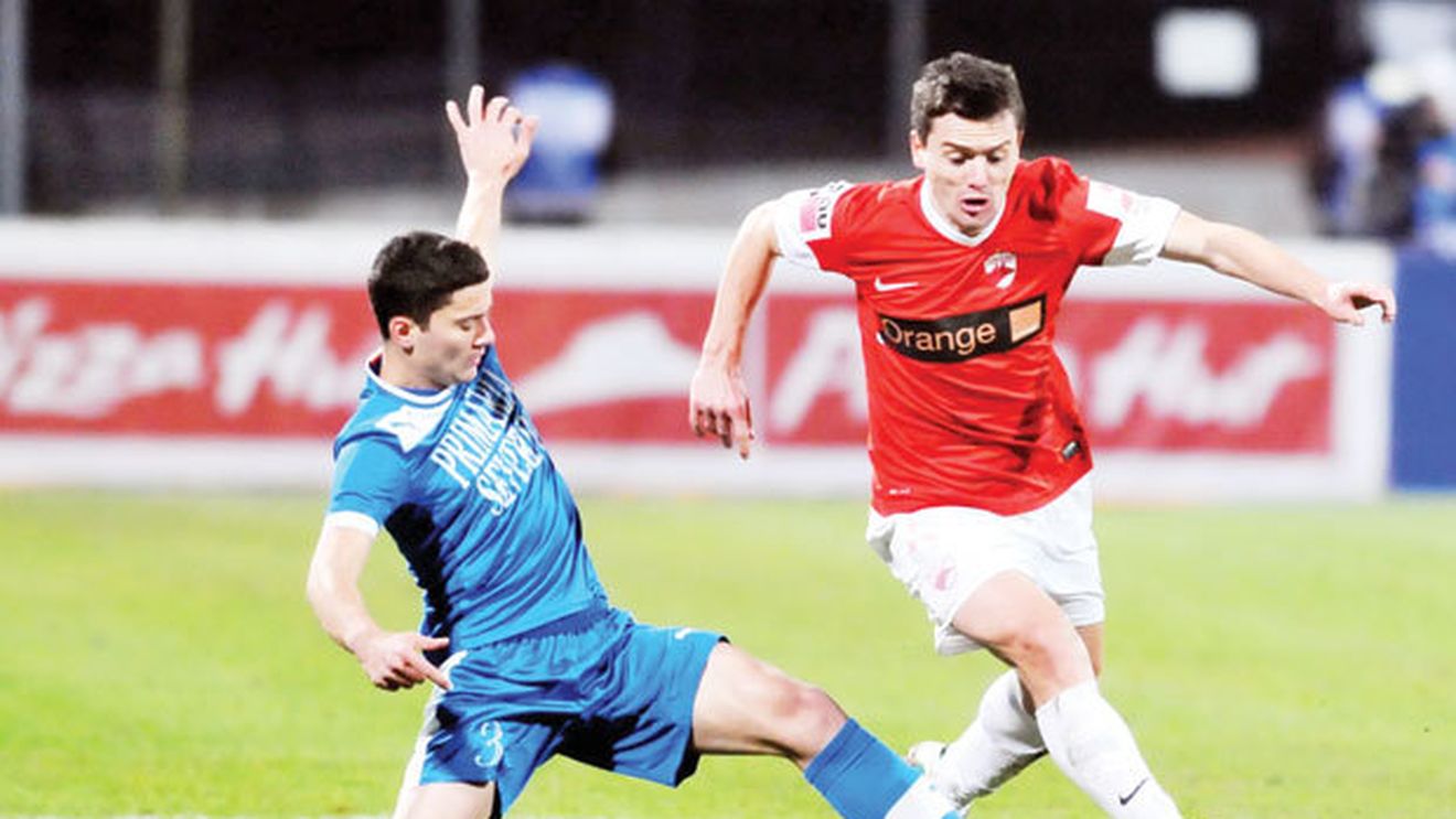 Primul transfer din 2013!** Dinamo ia un jucător care va rezolva una dintre cele mai mari probleme din ultimii ani: postul de fundaș stânga