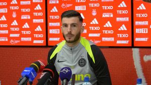 Incredibil! Gigi Becali îl lasă liber de contract pe Mihai Popescu şi transferă înlocuitor din Portugalia: „Se uită Meme”