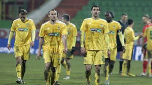 EXCLUSIV - Steaua - Vaslui, în pericol să nu se dispute. Moldovenii amenință că nu fac deplasarea: "În situația de față, 100% nu jucăm". Damian: fotbaliștii, somați să părăsească hotelul în care sunt cazați. Reacția lui Porumboiu