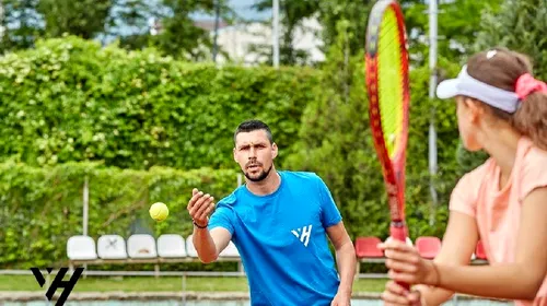 Victor Hănescu pregătește campionii de mâine! Train Like a Pro, proiectul special al academiei sale de tenis, are loc la București 