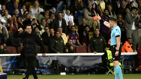 Istvan Kovacs, atacat pe teren de Xavi, după Barcelona – PSG 1-4! Scene halucinante cu antrenorul catalanilor care urla şi a fost la un pas de un conflict fizic cu arbitrul român