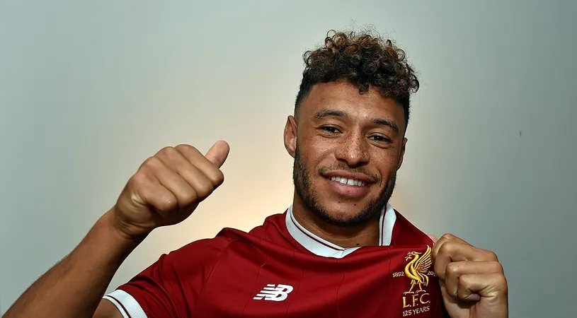 OFICIAL | Alex Oxlade Chamberlain a semnat un nou contract cu Liverpool