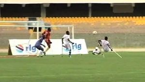 VIDEO IMPRESIONANT până la lacrimi!** Fotbalul se joacă cu inima! Spectacol oferit de jucători într-un picior și portari fără mâini