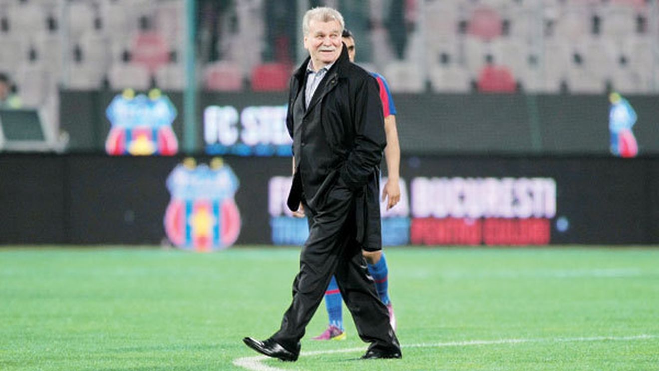 "Vamă" rămâne președinte în acte!** Dinu Gheorghe a "rupt-o" cu Rapid, dar Copos speră să-l întoarcă din drum