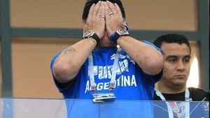 Maradona, în lacrimi după dispariția lui Sala: "Dumnezeu vrea ca el să doarmă! Dar, sper că s-a făcut o eroare și că va apărea viu"