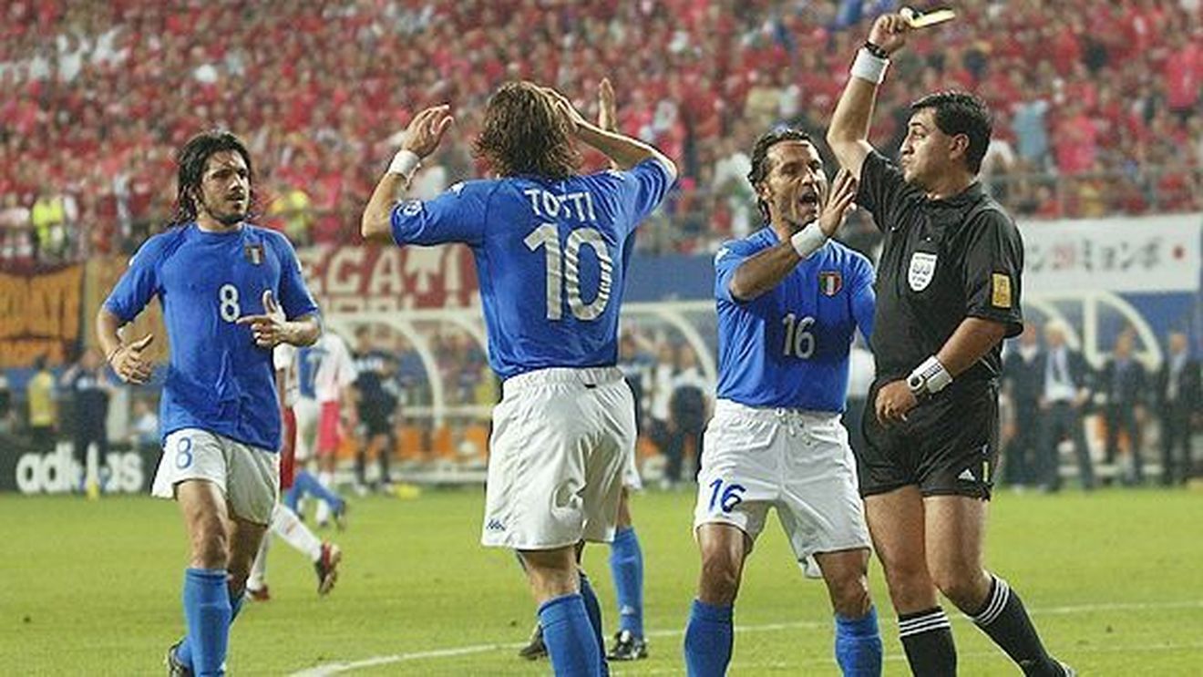 Un român, coleg cu "Bovina nedumerită": **"Serviciile Secrete Italiene i-au spus lui Moreno că abitrează la comanda mafiei drogurilor"