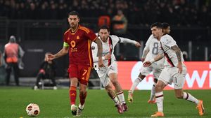 ADVERTORIAL | Milan – Roma, ultimul derby al anului în Serie A