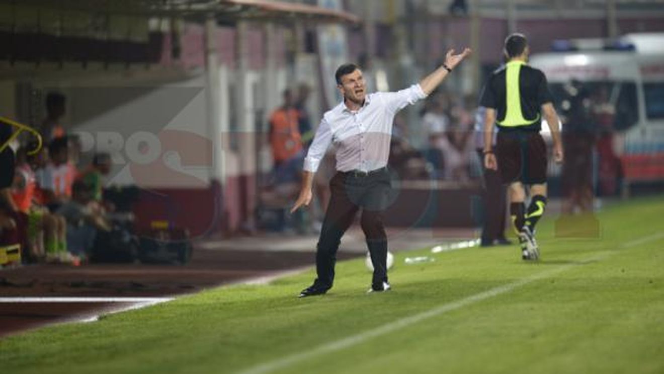 Sabău le promite fanilor rapidiști că face echipă de titlu:** "Sunt mulți ani de când nu s-a mai câștigat campionatul!"