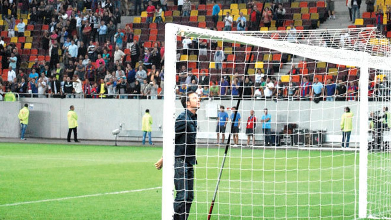 Dovada că Steaua este vânată?** VIDEO - Descoperirea făcută de roș-albaștri: "Cum facem, nea Asztalos?"