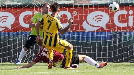 Laude pentru Suciu: "Este un jucător mult peste medie în Serie B. În ianuarie ar putea reveni în Serie A!" 