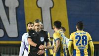 Verdictul specialistului după gafa de neînțeles a lui Radu Petrescu din Petrolul – FC Argeș: „Suspendare până la finalul sezonului!”