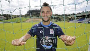 Florin Andone, integralist în egalul lui Deportivo La Coruna, scor 0-0, cu Alaves