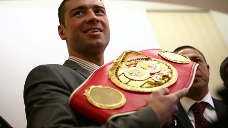 Lucian Bute** își pune centura în joc pe 17 aprilie!
