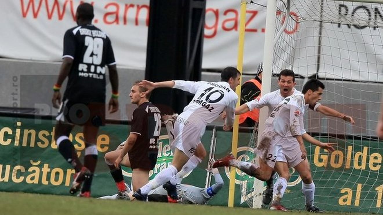 Eroul Mediașului e sigur:** "Dinamo a fost ajutată de arbitru!"