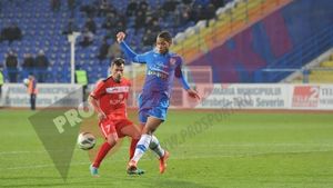 Florin Costea menține speranța vie la Severin:** Severin - Gaz Metan 2-0