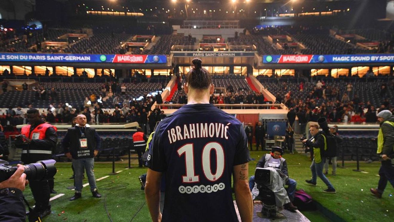 Tributul pentru marele Zlatan! VIDEO | Momentul în care fanii și jucătorii s-au înclinat în fața lui Ibrahimovic. Starul suedez, după al 12-lea trofeu la Paris: "Am venit, am văzut, am cucerit"