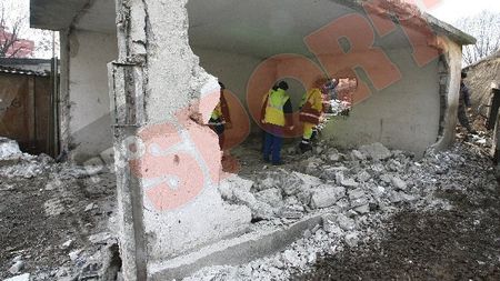 FOTO Marius Stan a luat problema în mână și a dărâmat garajul!** Oțelul va avea nocturnă! Vezi când va fi inaugurată!