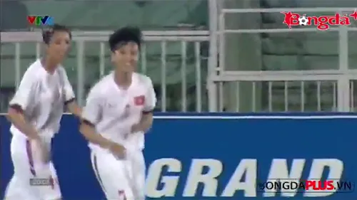 VIDEO | A marcat de două ori din corner, cu ambele picioare, în același meci