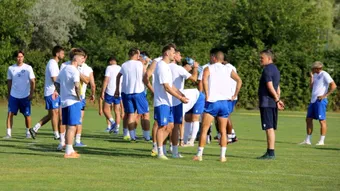 Alte două achiziții anunțate de CSM Slatina. Ambii au CS Afumați în CV, iar pe unul dintre ei l-a mai antrenat Adrian Dulcea