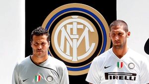 VIDEO Portarul Julio Cesar îl driblează fantastic pe Marco Materazzi