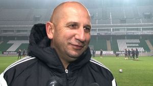 Mutare bombă făcută de Miriuță. Ce super jucător din Liga 1 e ca și transferat la Gyor