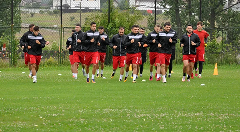 Alin Buleică, primul nume nou la FC Argeș!** Alb-violeții s-au reunit. Celelalte transferuri pe care le așteaptă Săndoi și cei șase jucători la care s-a renunțat