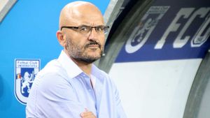 Adrian Mititelu i-a găsit înlocuitor lui Nicolo Napoli! A pus ochii pe antrenorul unei rivale din Superliga. „Poate într-o zi vom colabora! Îmi place mult”